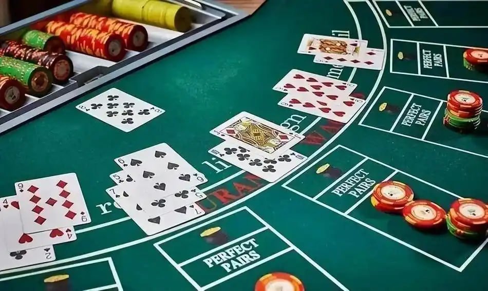 Halaman promosi referral bujangan138 dengan kode unik dan riwayat komisi